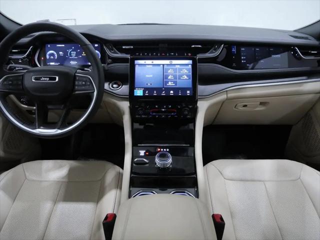 2023 Jeep Grand Cherokee L Limited 4x4