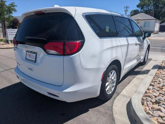 2017 Chrysler Pacifica LX