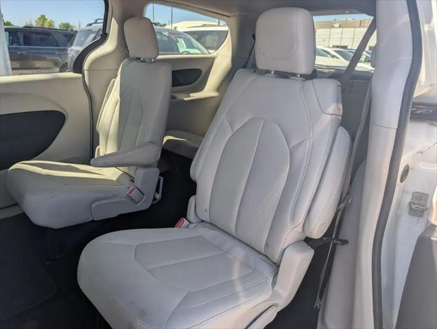 2017 Chrysler Pacifica LX