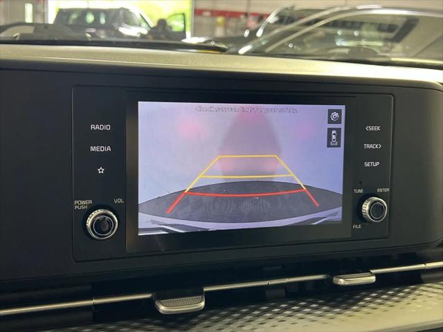 2022 Kia Carnival MPV LX Seat Package