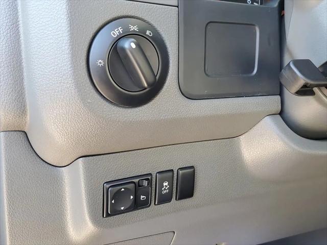 2021 Nissan 2500 SV High Roof V8