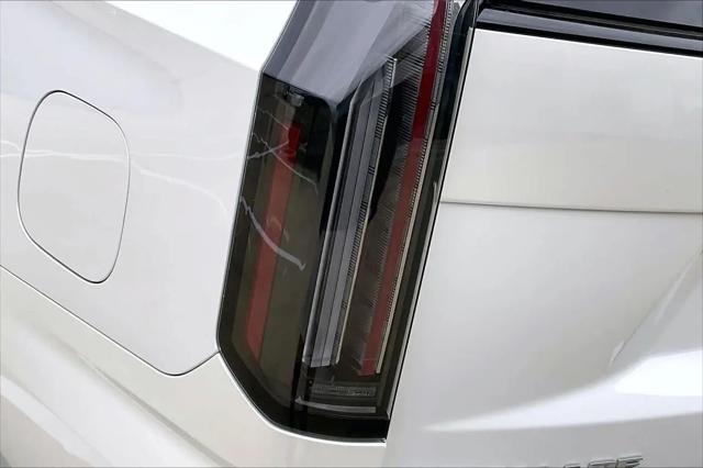 2025 Cadillac Escalade V-Series