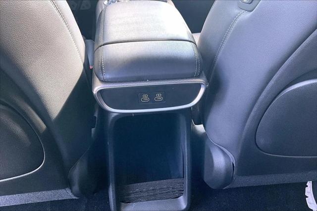 2024 Genesis GV60 Advanced AWD