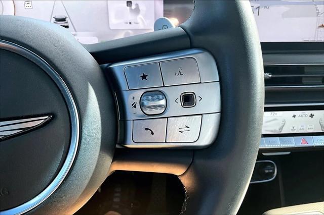 2024 Genesis GV60 Advanced AWD