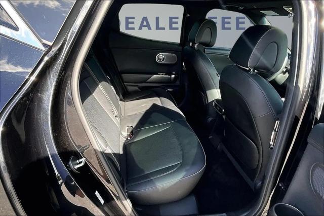 2024 Genesis GV60 Advanced AWD