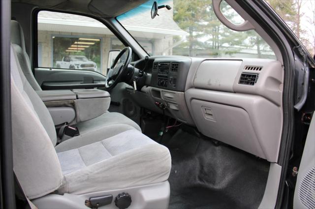 1999 Ford F-450 141  WB