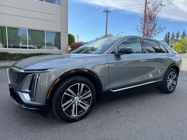 2023 Cadillac iQ AWD Luxury