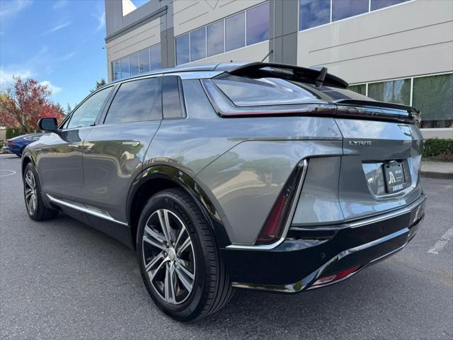 2023 Cadillac iQ AWD Luxury