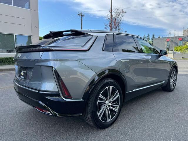 2023 Cadillac iQ AWD Luxury