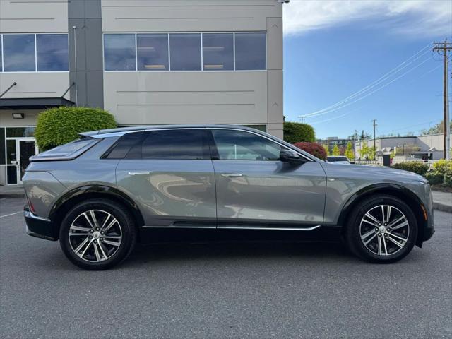 2023 Cadillac iQ AWD Luxury