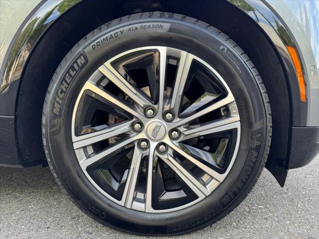 2023 Cadillac iQ AWD Luxury