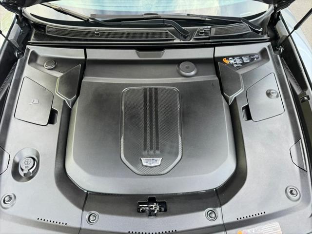 2023 Cadillac iQ AWD Luxury