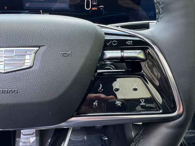 2023 Cadillac iQ AWD Luxury