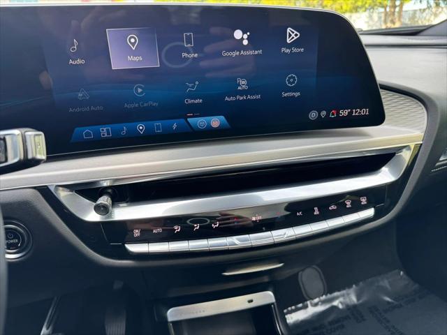 2023 Cadillac iQ AWD Luxury