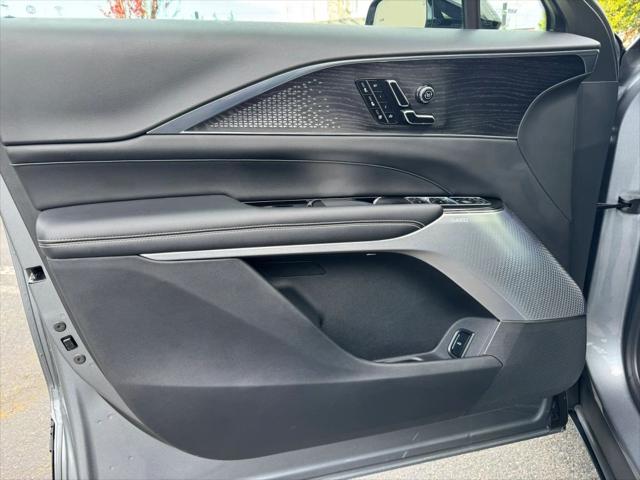 2023 Cadillac iQ AWD Luxury