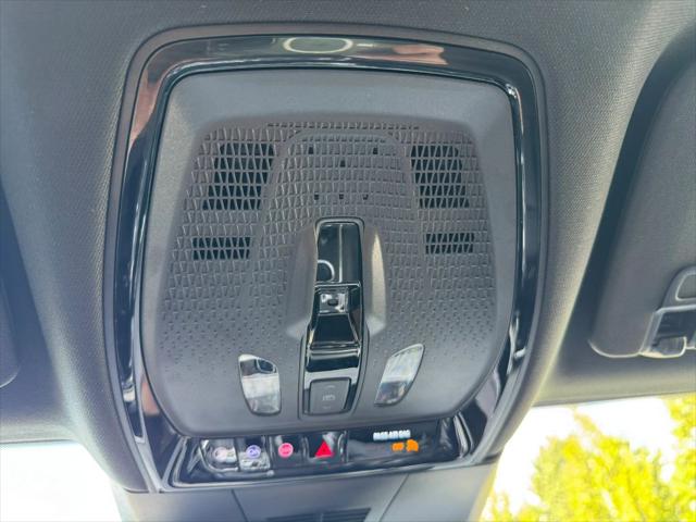 2023 Cadillac iQ AWD Luxury