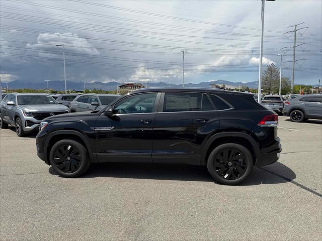 2026 Volkswagen Atlas Cross Sport SE with Technology