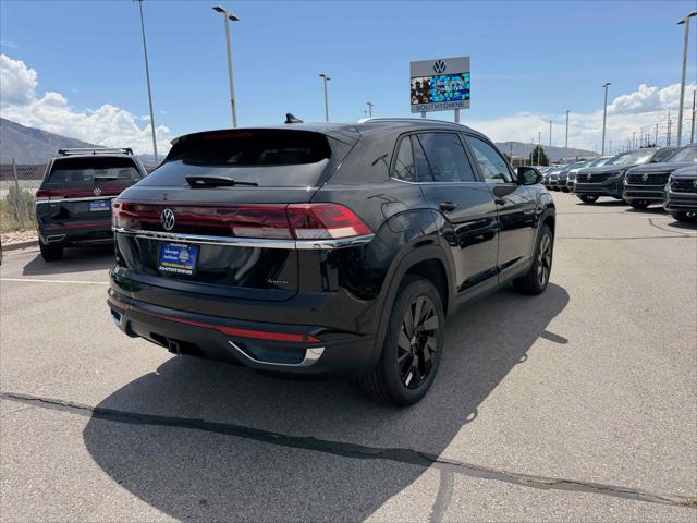 2026 Volkswagen Atlas Cross Sport SE with Technology