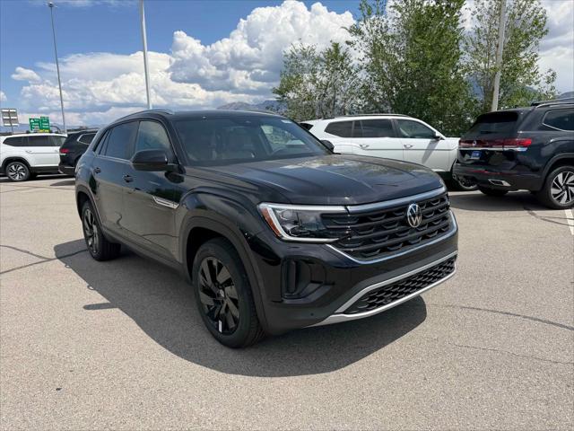 2026 Volkswagen Atlas Cross Sport SE with Technology