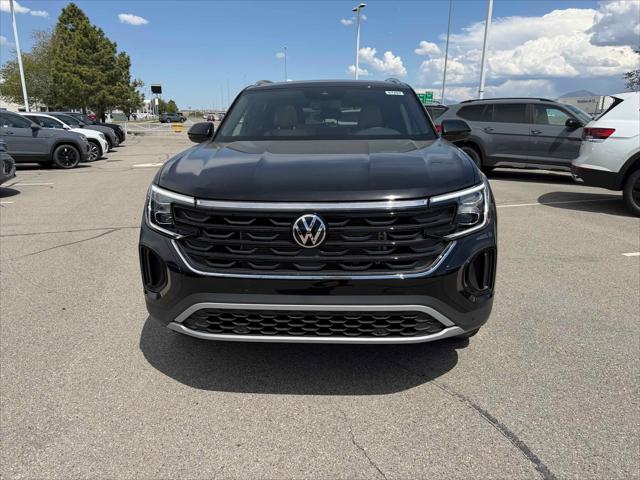 2026 Volkswagen Atlas Cross Sport SE with Technology