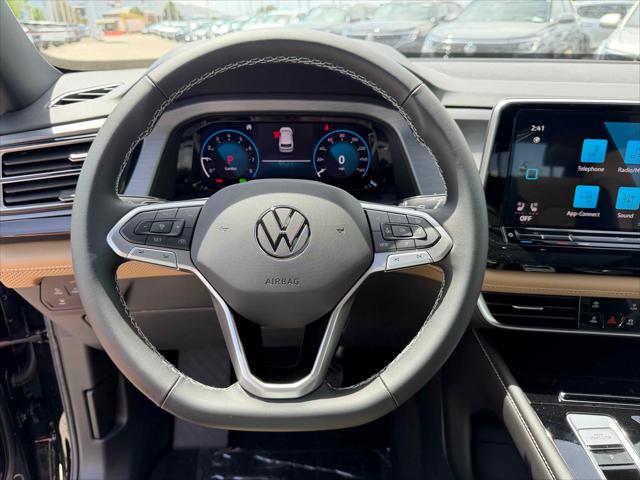 2026 Volkswagen Atlas Cross Sport SE with Technology