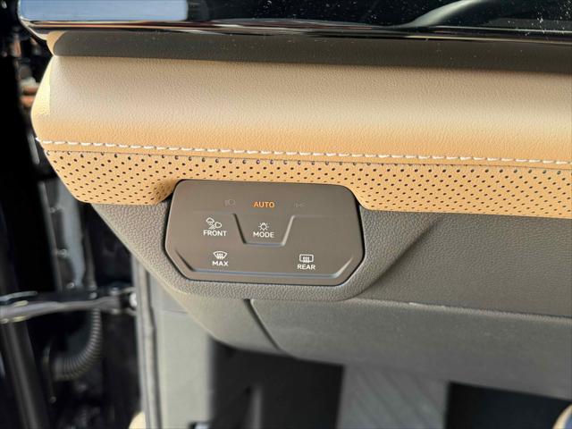 2026 Volkswagen Atlas Cross Sport SE with Technology