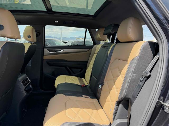 2026 Volkswagen Atlas Cross Sport SE with Technology