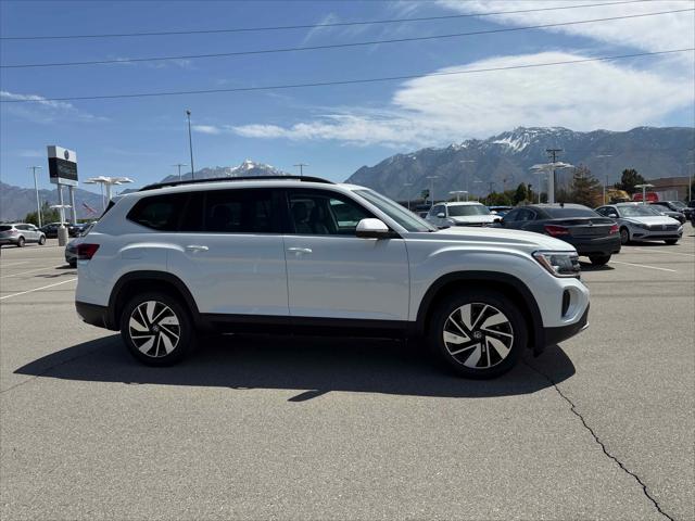 2026 Volkswagen Atlas SE with Technology