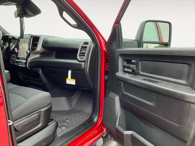 2026 Ram 3500 Tradesman Crew Cab 4x4 8 Box