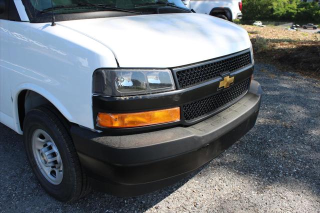 2026 Chevrolet Express Cargo Van 2500 Regular Wheelbase, WT, RWD