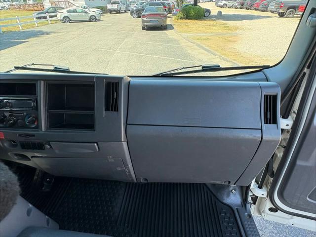 2016 Chevrolet 4500 LCF Gas 4500 Regular Cab