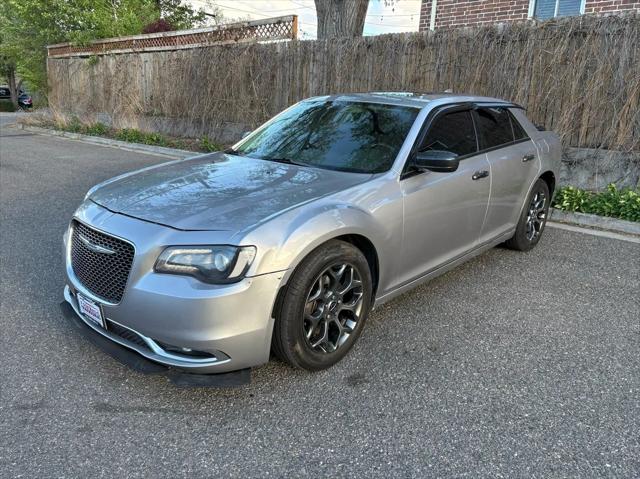 2017 Chrysler 300 AWD