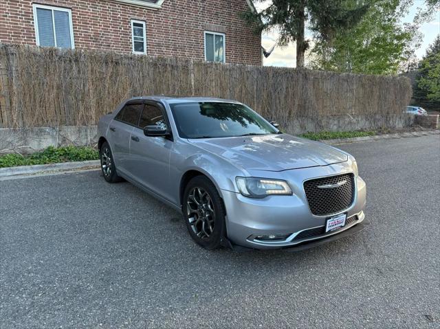 2017 Chrysler 300 AWD