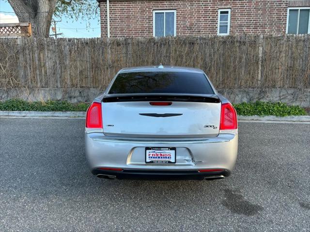 2017 Chrysler 300 AWD