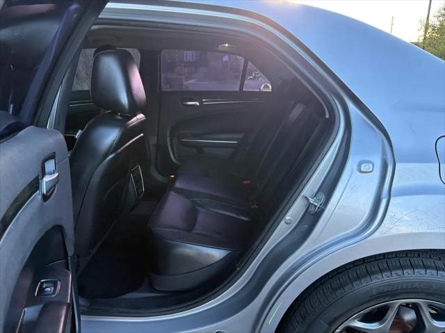 2017 Chrysler 300 AWD