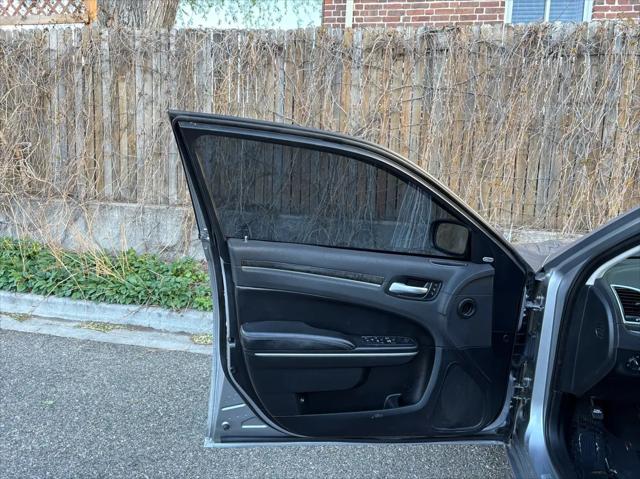 2017 Chrysler 300 AWD
