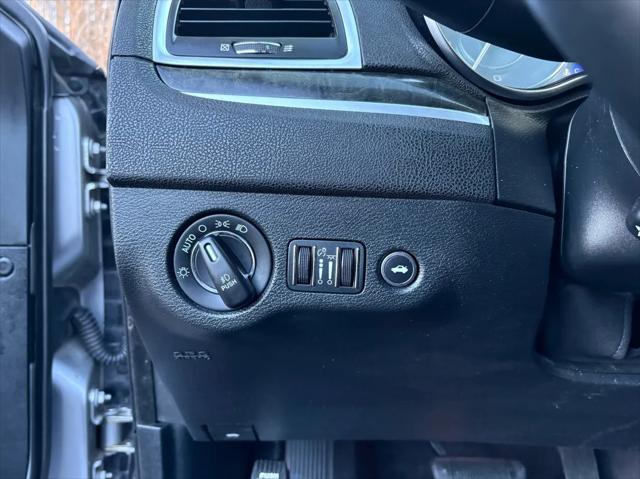 2017 Chrysler 300 AWD