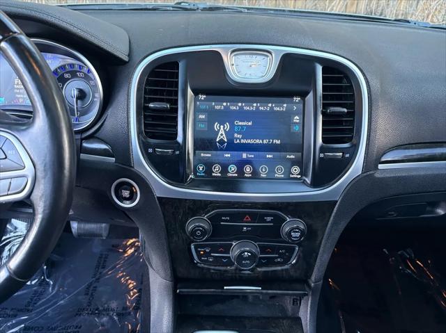 2017 Chrysler 300 AWD