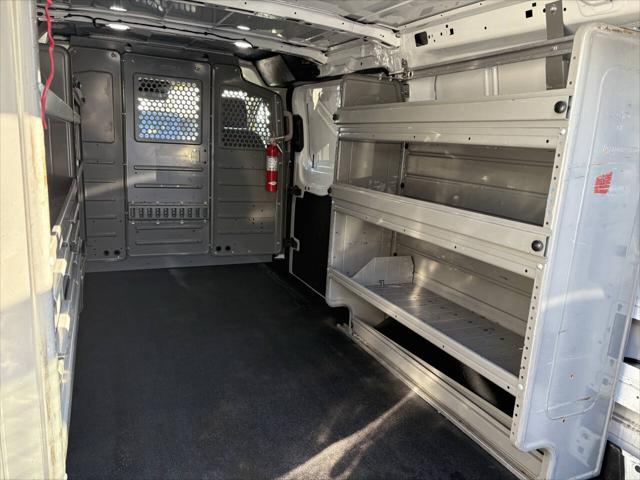 2019 Ford Transit 150 3dr SWB Low Roof Cargo Van w/Sliding Passenger Side Door