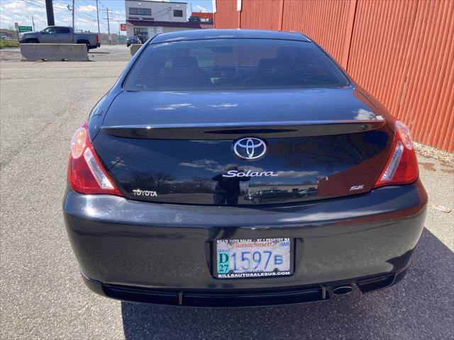 2004 Toyota Camry SE