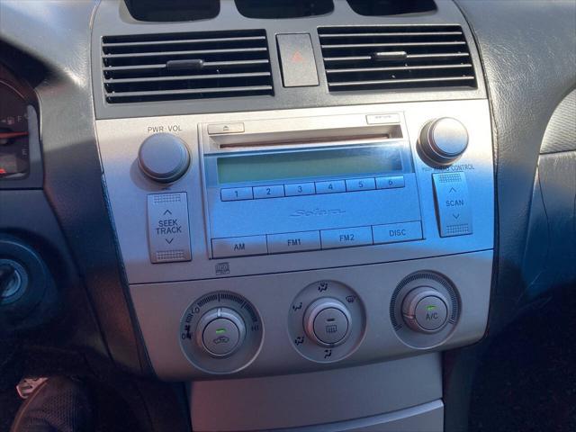 2004 Toyota Camry SE