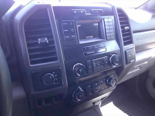 2019 Ford F-550 4X4 2dr Regular Cab 145.3 205.3 in. WB