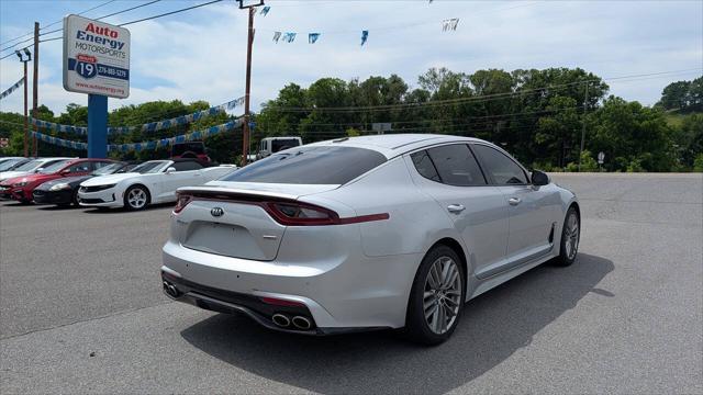 2018 Kia Stinger Base 4dr Sedan
