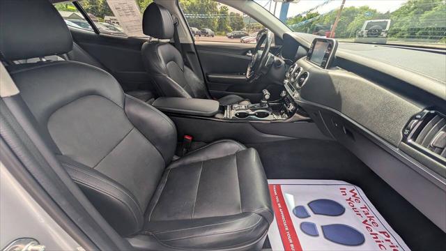 2018 Kia Stinger Base 4dr Sedan