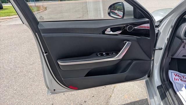 2018 Kia Stinger Base 4dr Sedan
