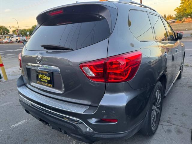 2019 Nissan Pathfinder SV