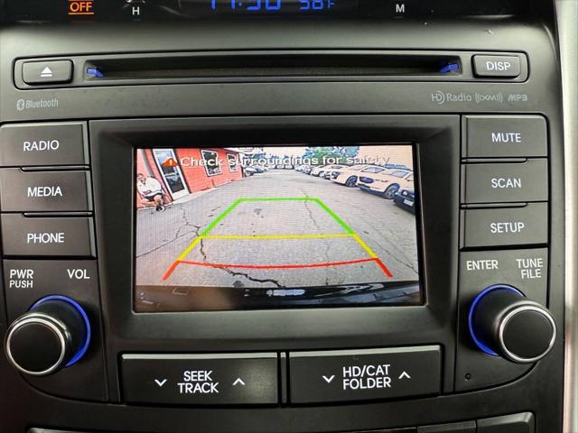 2014 Hyundai Sonata Hybrid Base 4dr Sedan