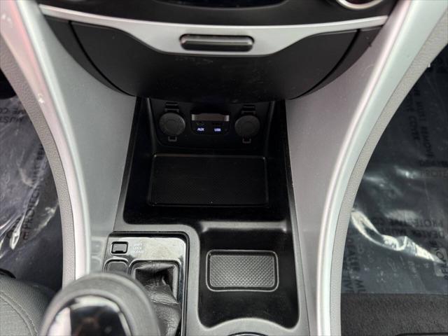 2014 Hyundai Sonata Hybrid Base 4dr Sedan