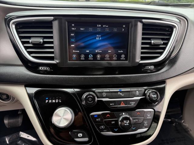 2020 Chrysler Pacifica Touring L