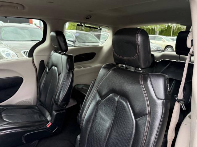 2020 Chrysler Pacifica Touring L